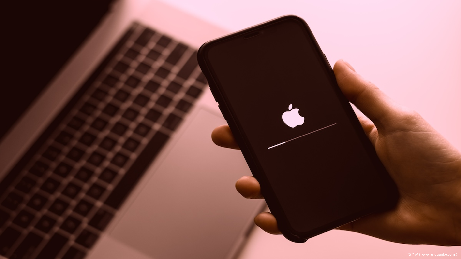 Apple 修补了旧款 iPhone 上利用的 WebKit 缺陷